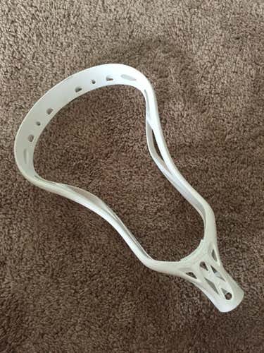 Warrior Noz 2X - Small Crack