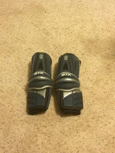 Stx Assault Arm Guards Navy Size Medium