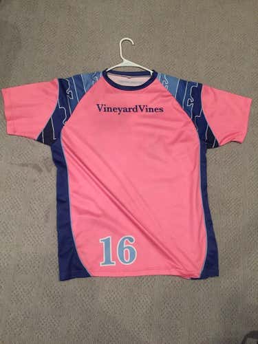 Vineyard Vines shooters