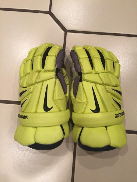 Nike Vapor Elite Volt Gloves - Lacrosse.com 