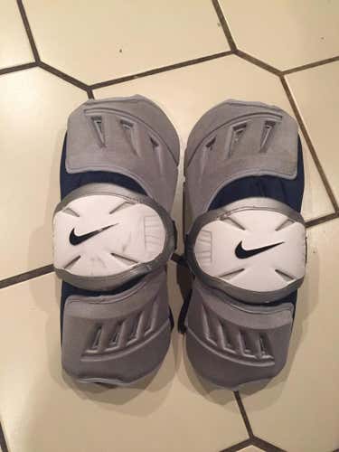 Nike Vapor Arm Guards w/STX Tech
