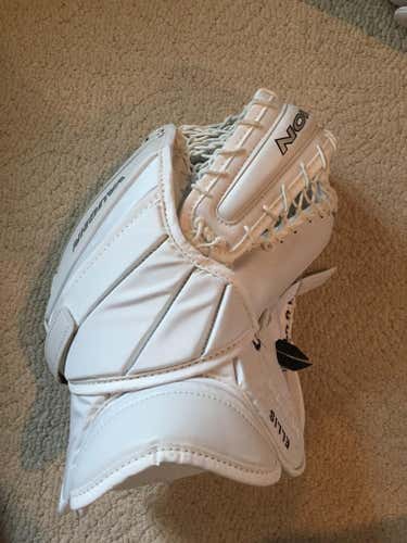 Vaughn V5 glove and blocker
