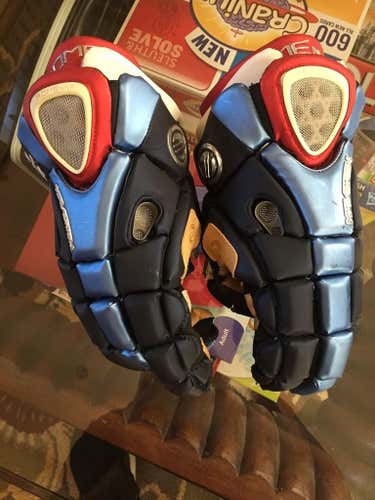 Maverik Showtime Rome NXT Gloves