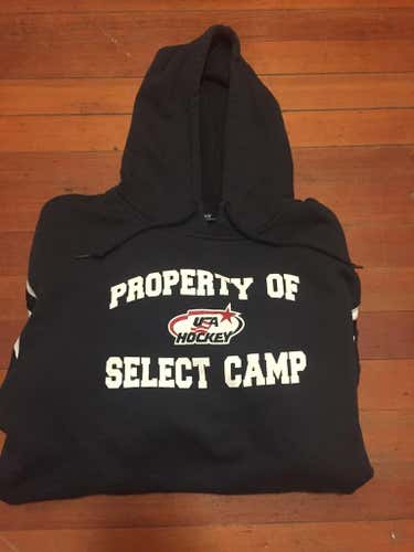 USA NTDP Team Issued Camp Sweatshirt Size M/L