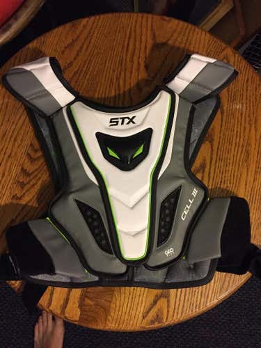BN STX cell 3 shoulder pads