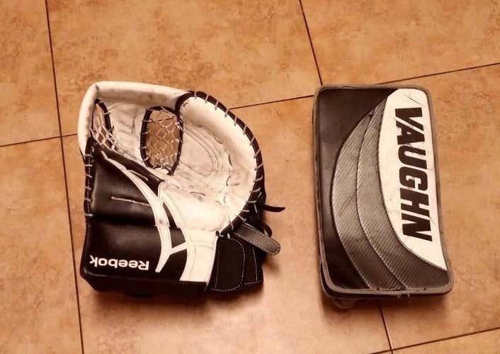 Goalie set glove and blocker SR