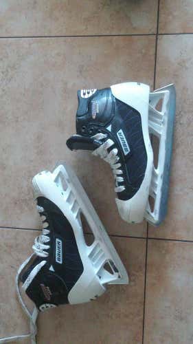 Goalie skates 11