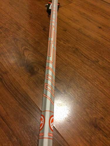 Maverik Mission Shaft (Orange)
