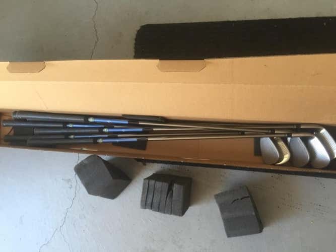 TaylorMade R7 Women's Iron Set