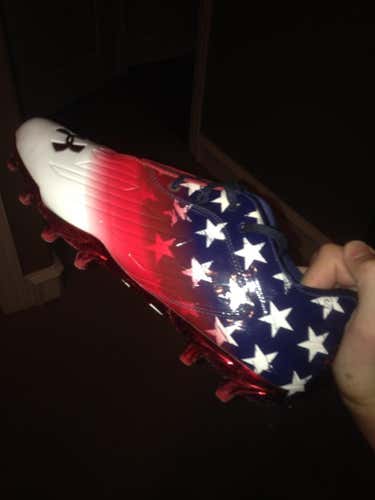 Under armour wounded warrior cleats size 10