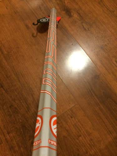 Maverik Mission Shaft (Orange)