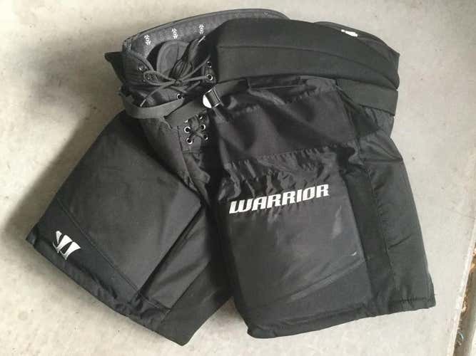 Warrior Swagger Goal Pants Size Sr. Med