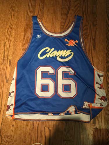Clams Summer Pinnie