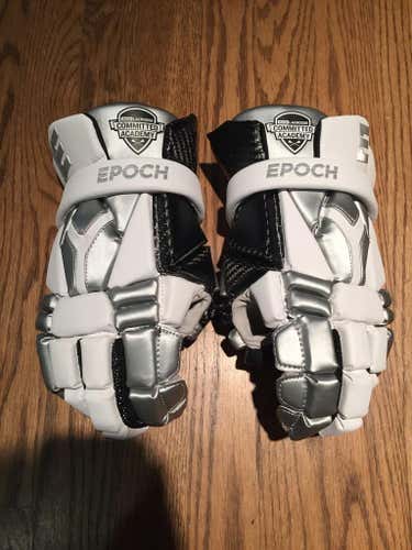 Inside Lacrosse Committed Academy Epoch Integra Gloves