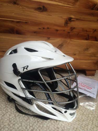NEW Cascade R - White
