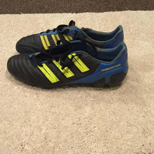 Adidas AdiPower Predator.