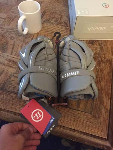 Warrior Men's Evo Lacrosse Gloves