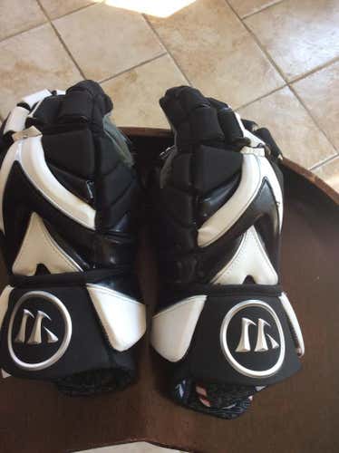 Warrior Rabil Lacrosse Gloves D30. 13"