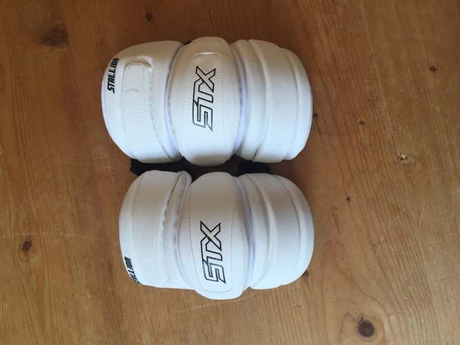 STX Stallion Arm Pads