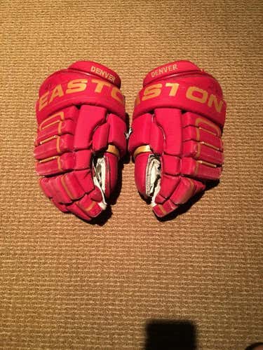 Easton Denver Univerisity gloves