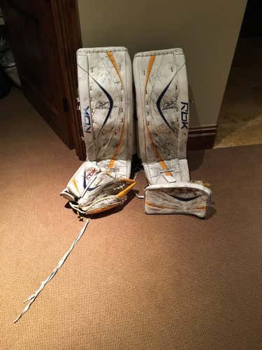 Reebok p2 goalie set