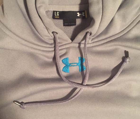 Large Under Armour Sweatshirt
