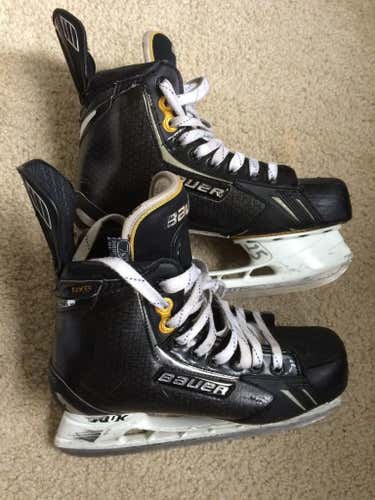 Bauer Supreme TotalOne NXG Size 7.5D