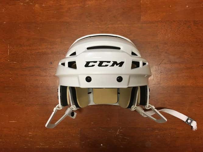 CCM V08 Vector Helmet