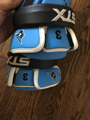 Johns Hopkins game used gloves size 13