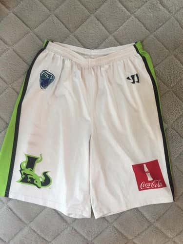 White New York Lizard game day shorts
