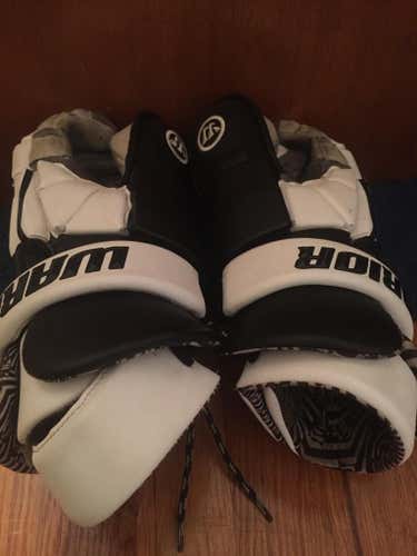 Regulator 2 Goalie Gloves