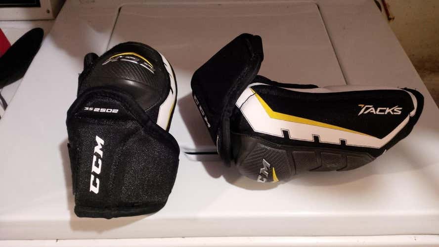CCM 2052 SE Elbow Pads - Large
