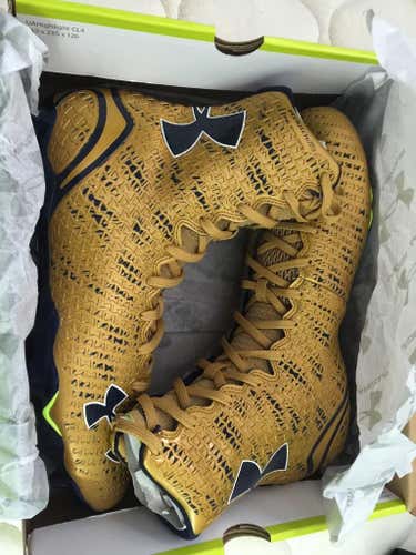 Notre Dame under Armour Highlights Cleats (size 10)