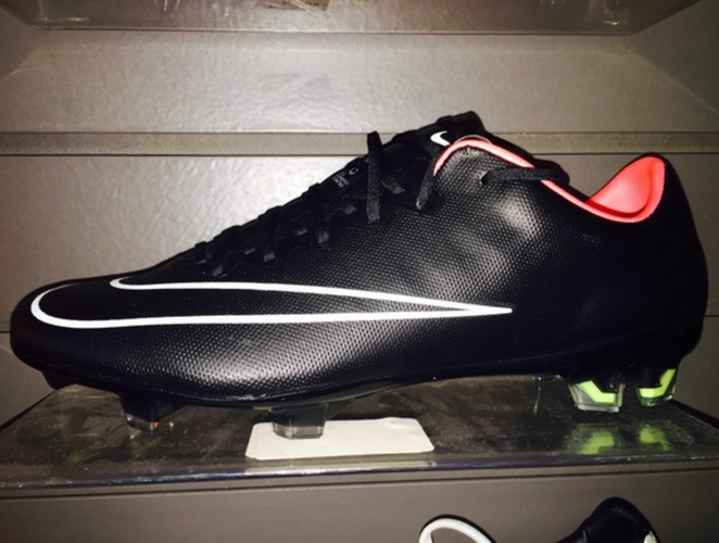 Mercurial Vapor Size 11