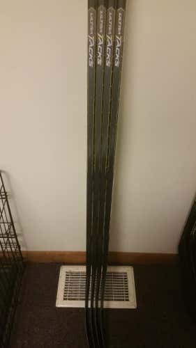 CCM ULTRA TACKS
