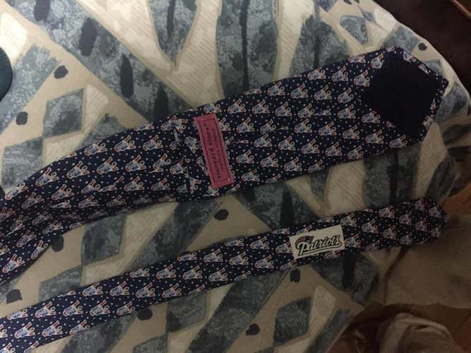 Patriots Vineyard Vines tie