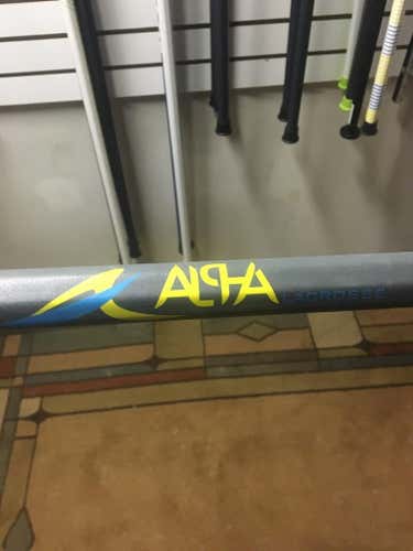 Alpha Lacrosse D pole