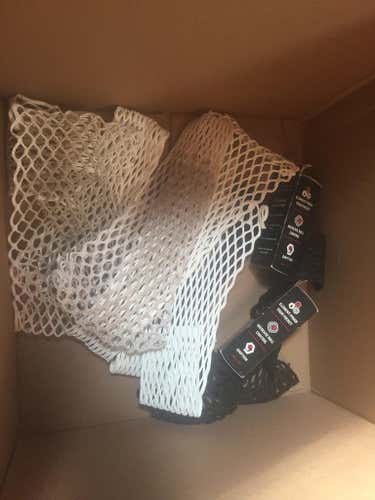 Random assortment of mesh