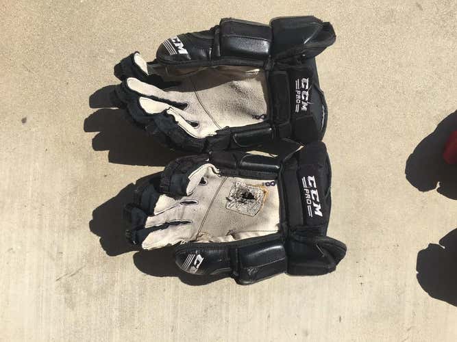 CCM gloves