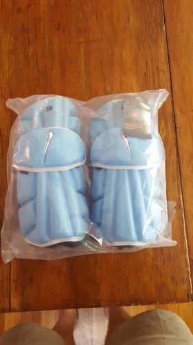 North Carolina Lacrosse Team Elbow Pads. Nike Vapor - Size Large - New