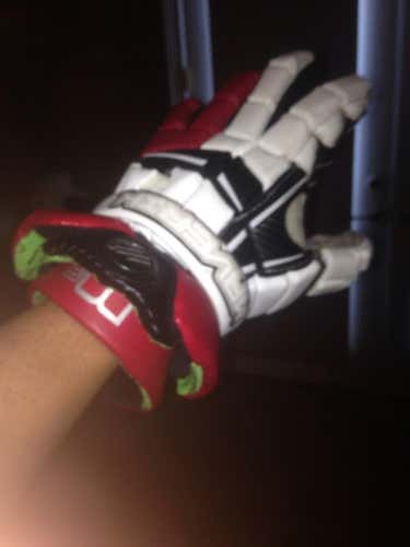 Maverik m3 gloves USA colored