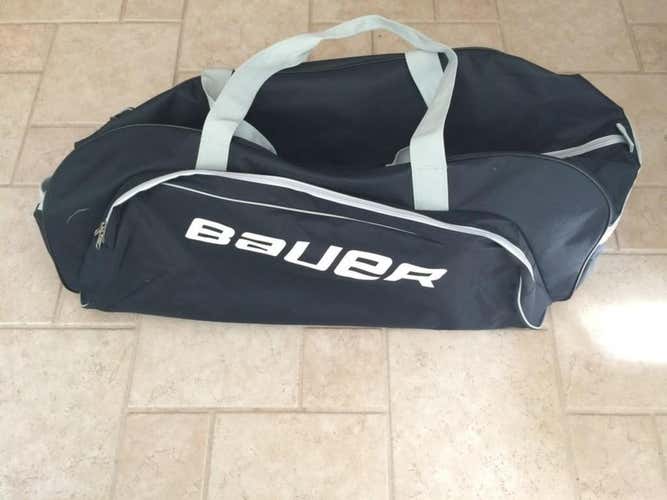 Medium Bauer Hockey Bag