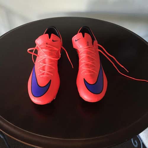Nike vapor soccer cleats