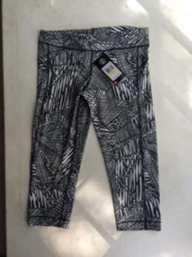 Under Armour Capri Compression Leggings New