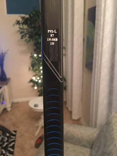 Bauer nexus 1n pro stock p92 87 flex grip