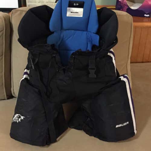 Bauer Nexus 1000 Univeristy of Niagara Pants Small
