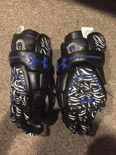 Custom UA Headline Gloves
