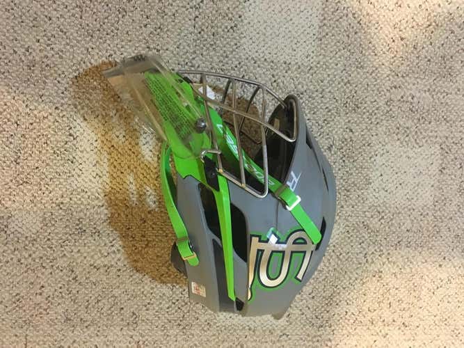 Sweetlax Cascade R helmet