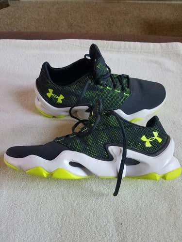 Under Armour Phenom Turf/Training Shoes