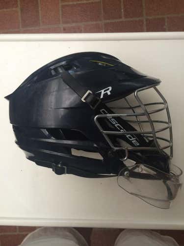 CASCADE R NAVY GOALIE HELMET